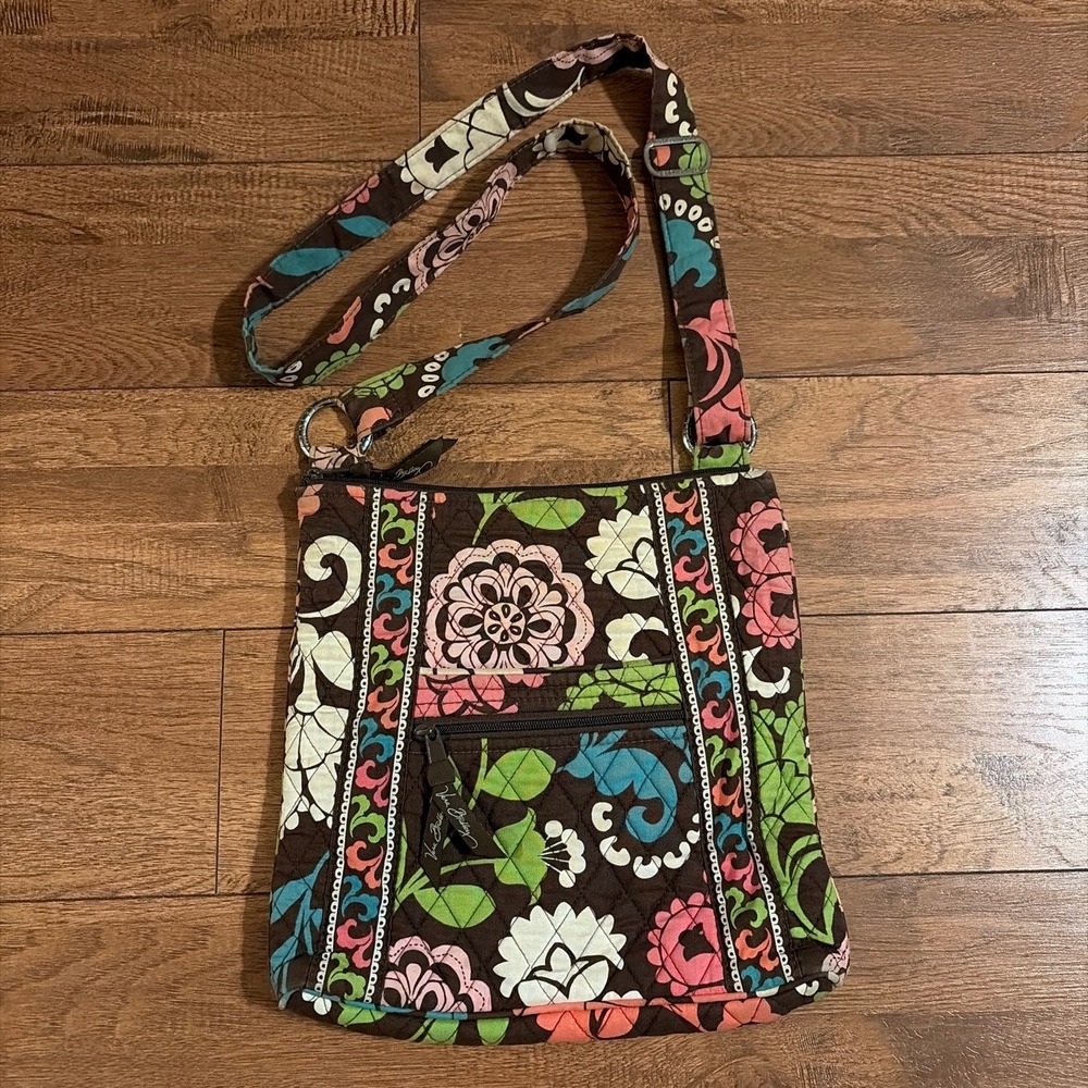 Vera Bradley Womens Hipster Crossbody Bag Mocha Rouge Floral Small Quilted Bag